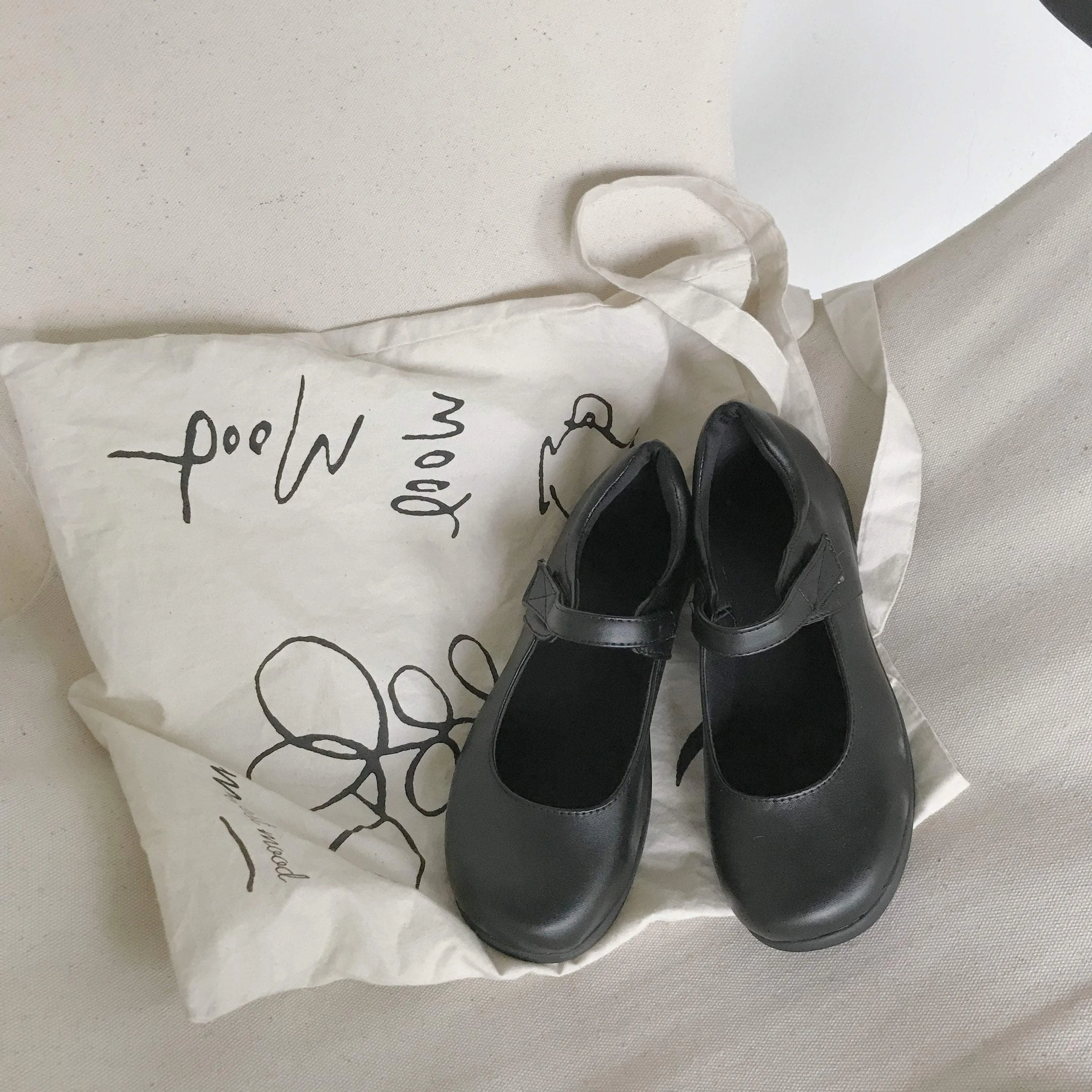 Black Kawaii Vintage Aesthetic Pu Leather Sandals