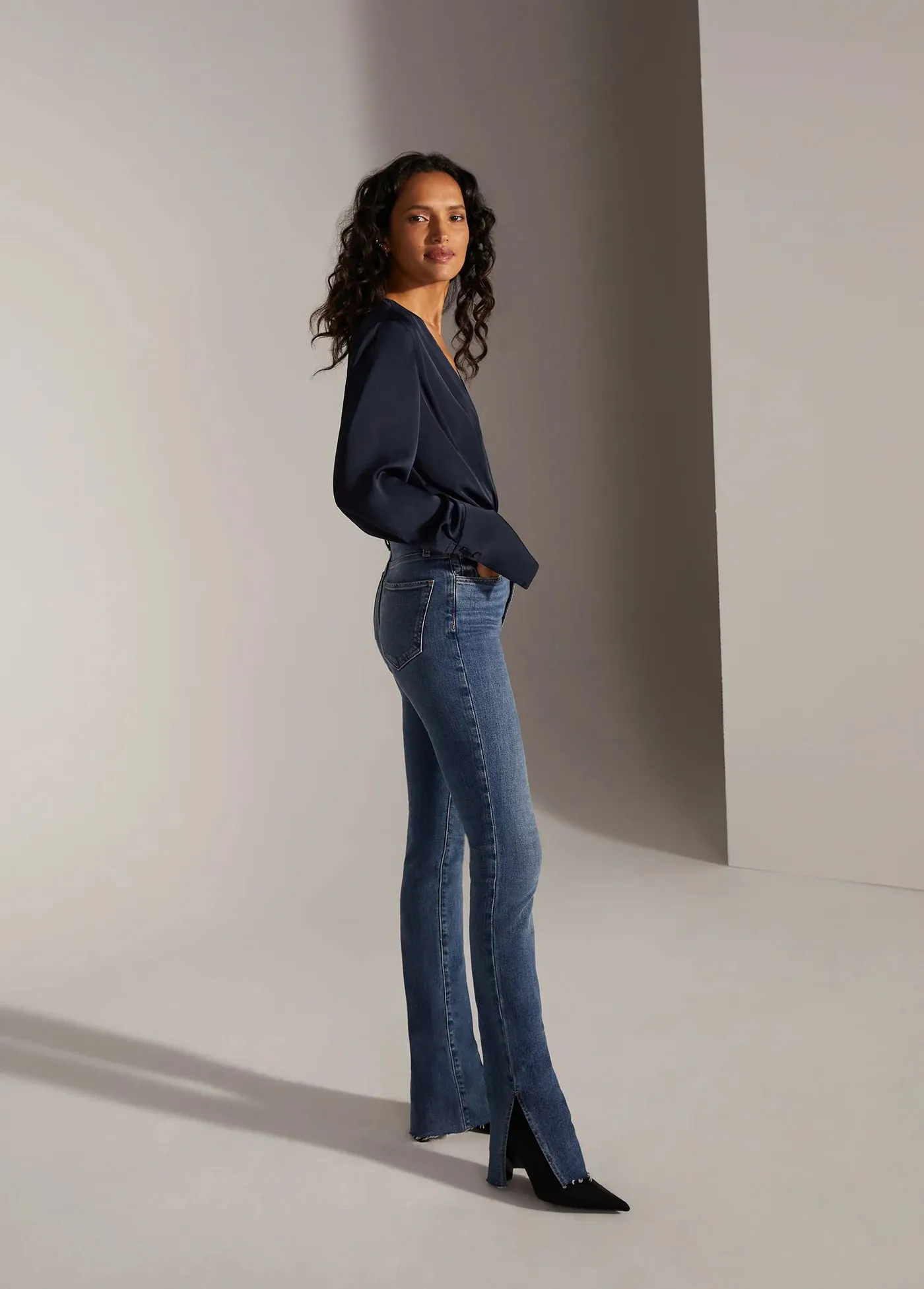 Favorite Daughter The Date Blouse Navy