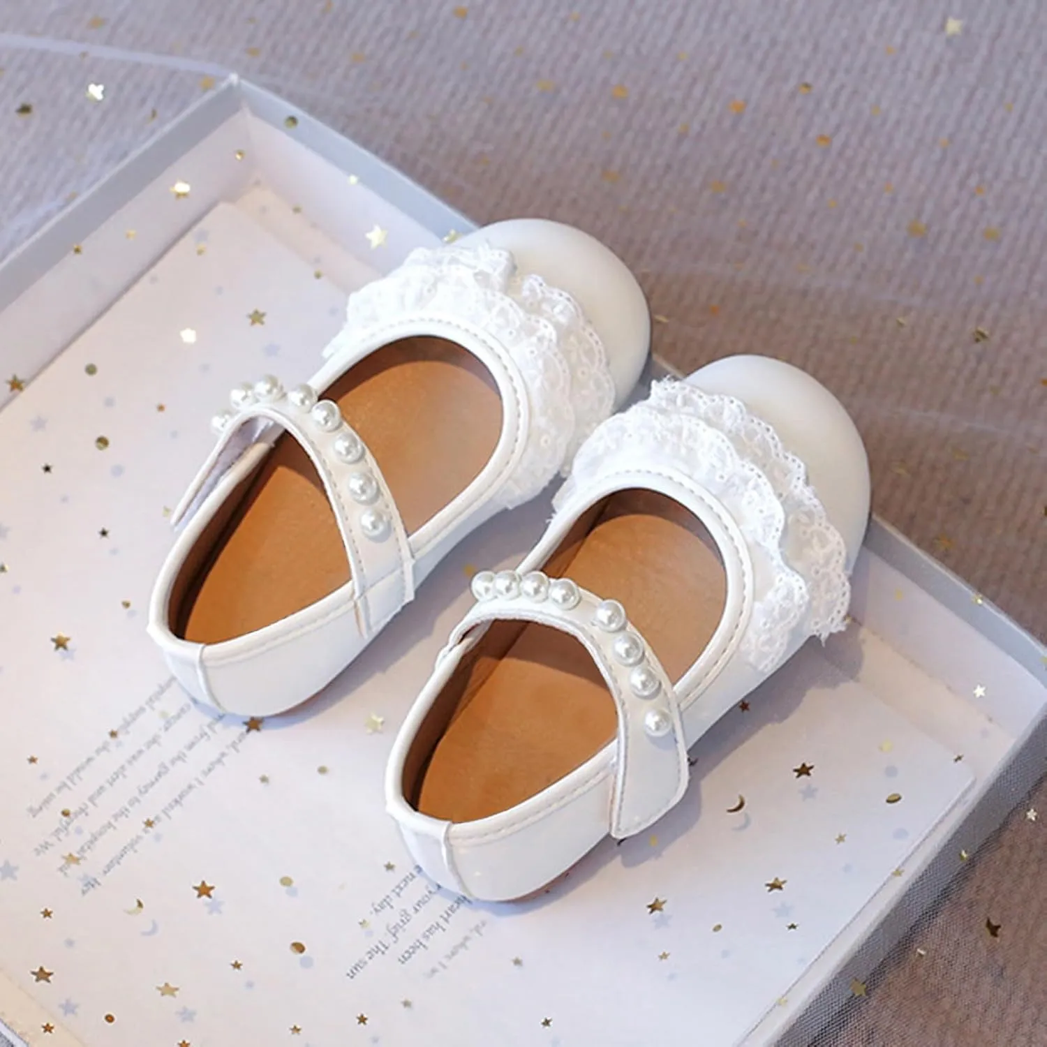 Girls Dress Shoes Mary Jane Flats for Flower Girls Party Leather Dress Shoes with Pearl Strap Kids Wedding Sandals