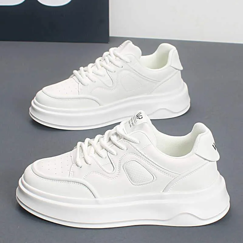 Lightweight Casual Shoes