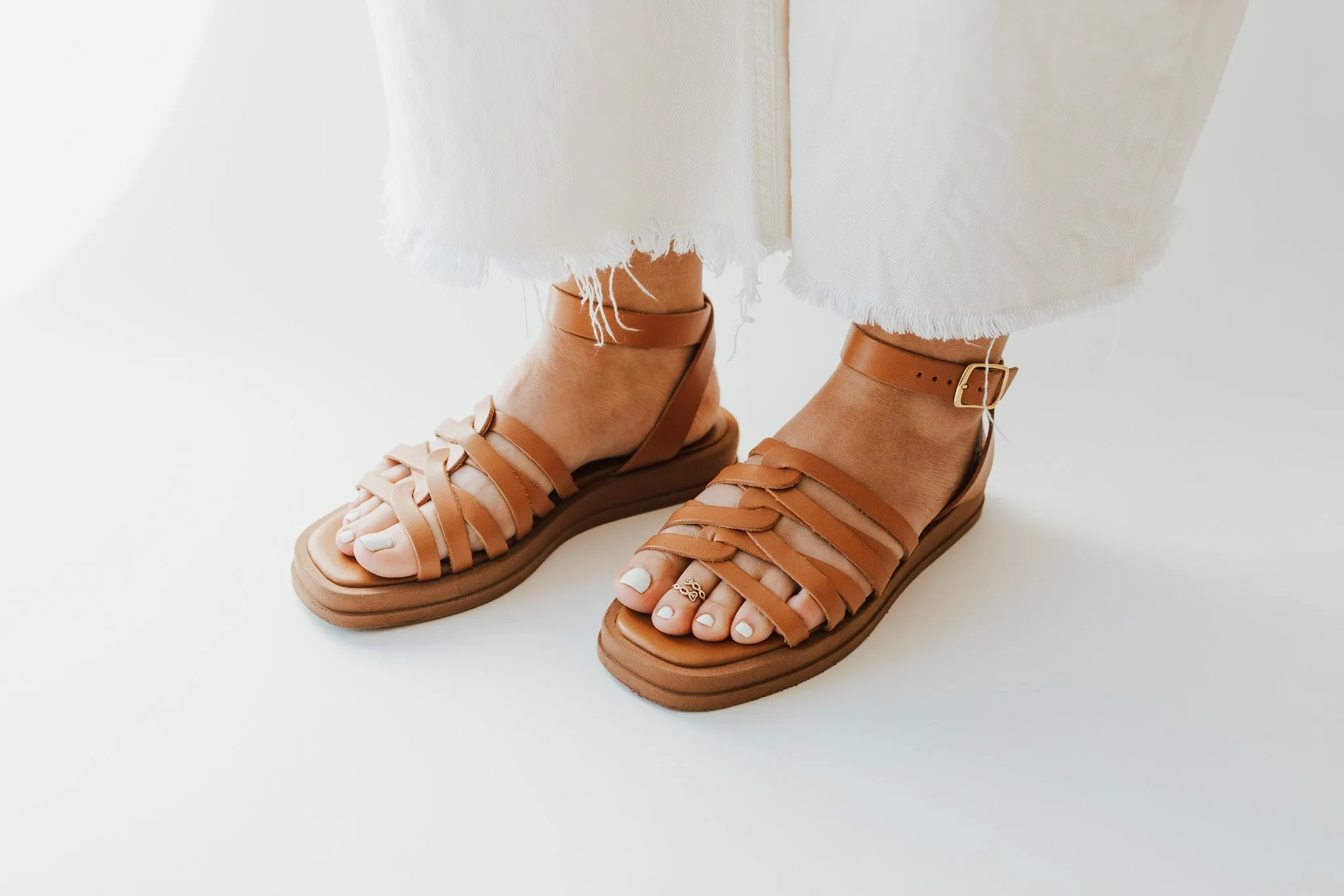 Piper & Scoot x Seychelles: Mallory Sandal in Tan