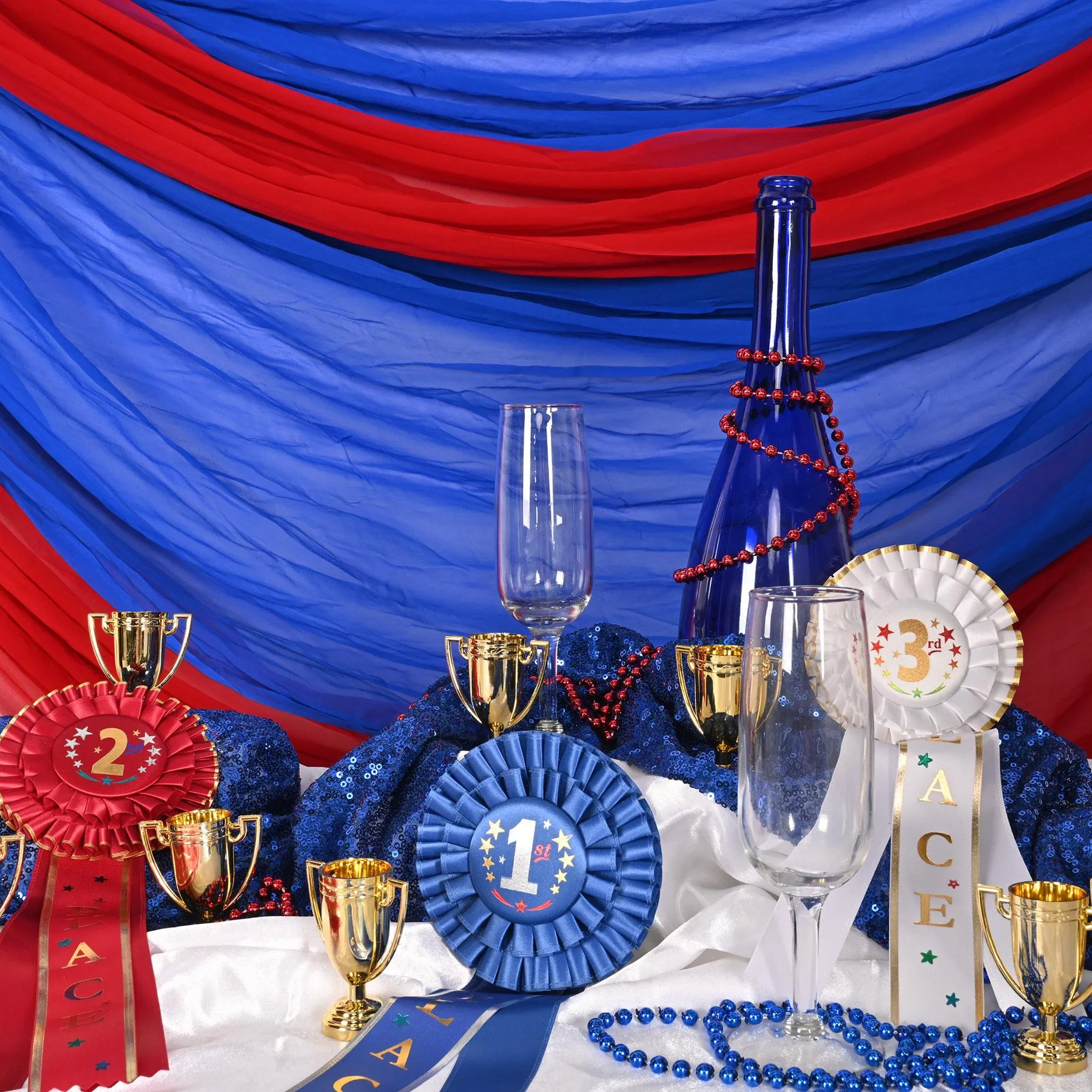 Trophy Party Cups (8 per Package)