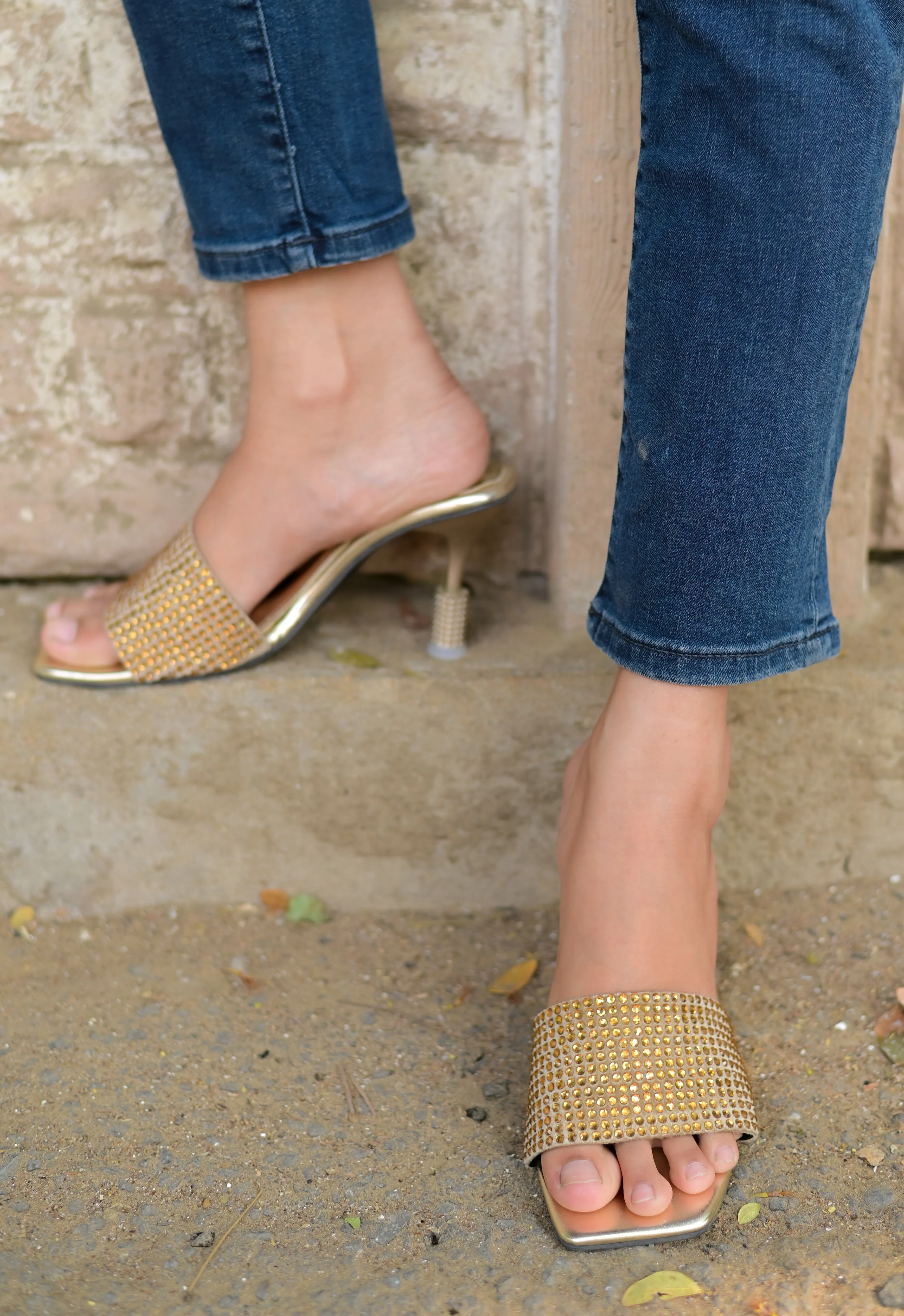 YSL-STONE FANCY HEEL-GOLDEN